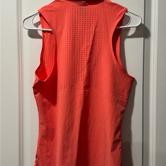 Nike Women's Golf Sleeveless Coral Top - Picture 3 of 3